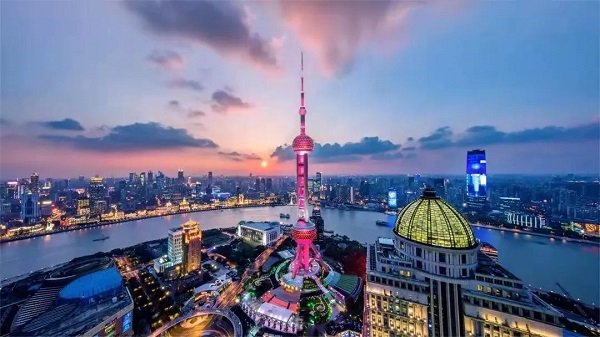 Shanghai puts its best foot forward for its World Tourism Day showcase